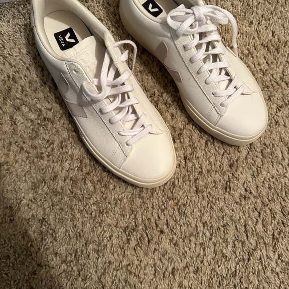 Veja - Picture 6 of 13